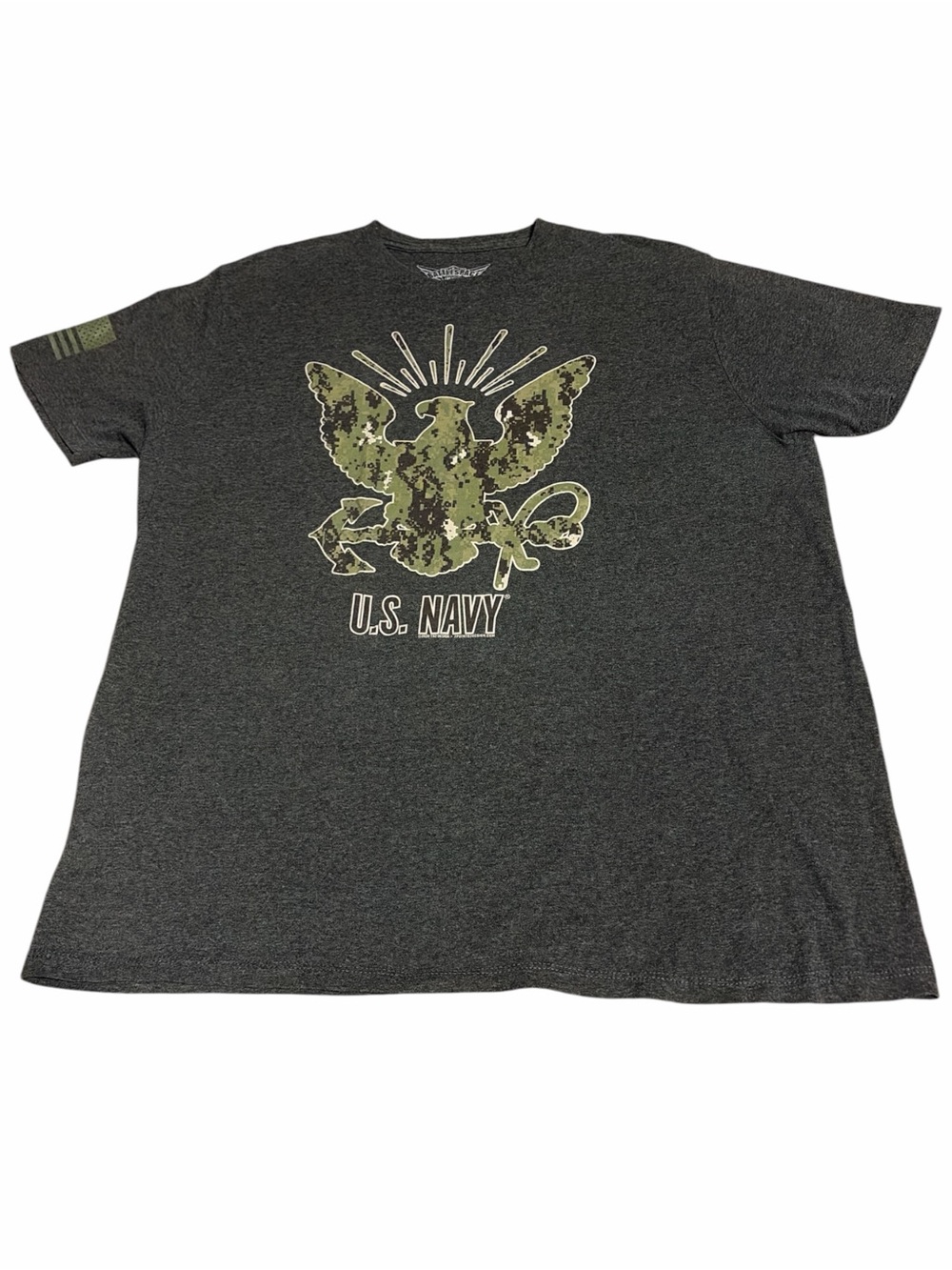 U.S. Navy Short Sleeve Graphic Tee in Charcoal